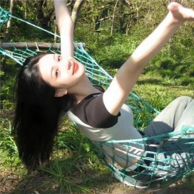 冰属性男子与酷酷女同事